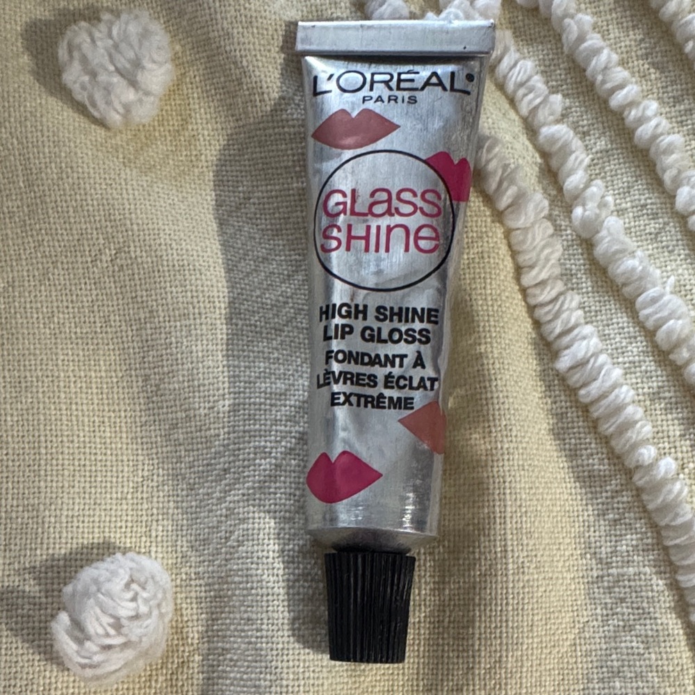 L'Oreal Glass Shine High Shine Lip Gloss - Pink Accents